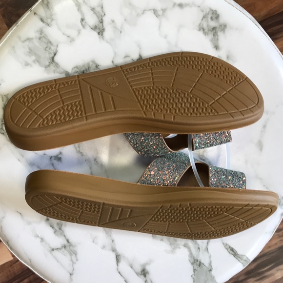 ‼️ Blue Sparkle H Inspired Fashion Sandals - Picture 6 of 7